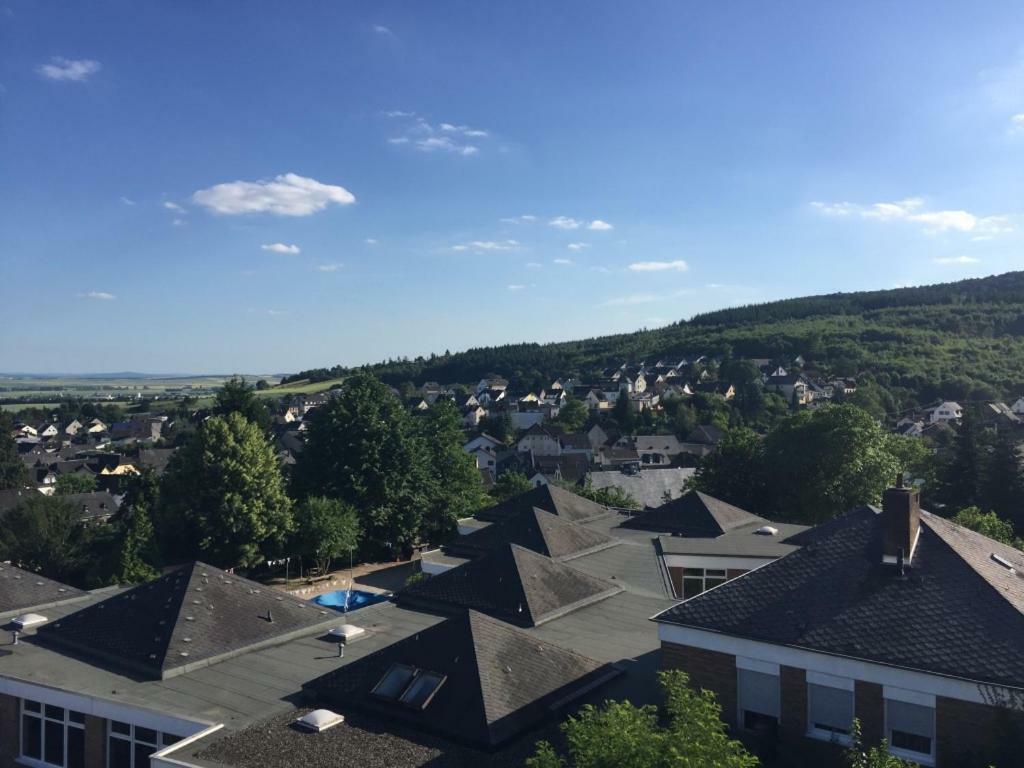 Ferienwohnungen Pellenzblick - Wohnen Auf Zeit - Nickenich Exteriör bild